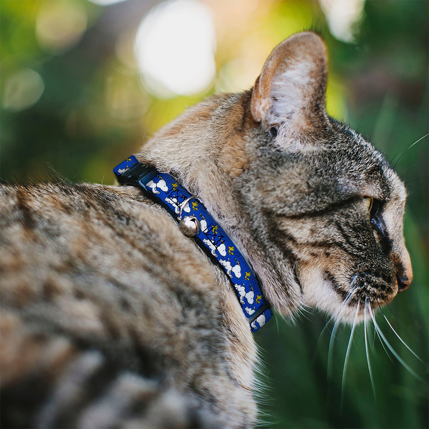 Breakaway Cat Collar with Bell - Peanuts Snoopy Running and Woodstock Pose Blue