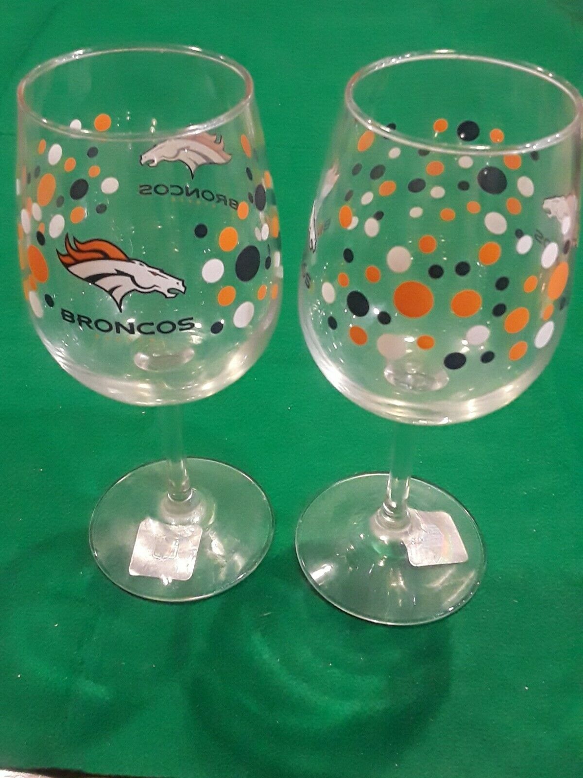 Denver Broncos Pokadot Wine Glass 12 Oz.