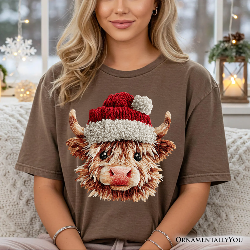 Highland Cow Santa Hat Christmas T-Shirt, Imitation Latch Hook Yarn Cozy Tee