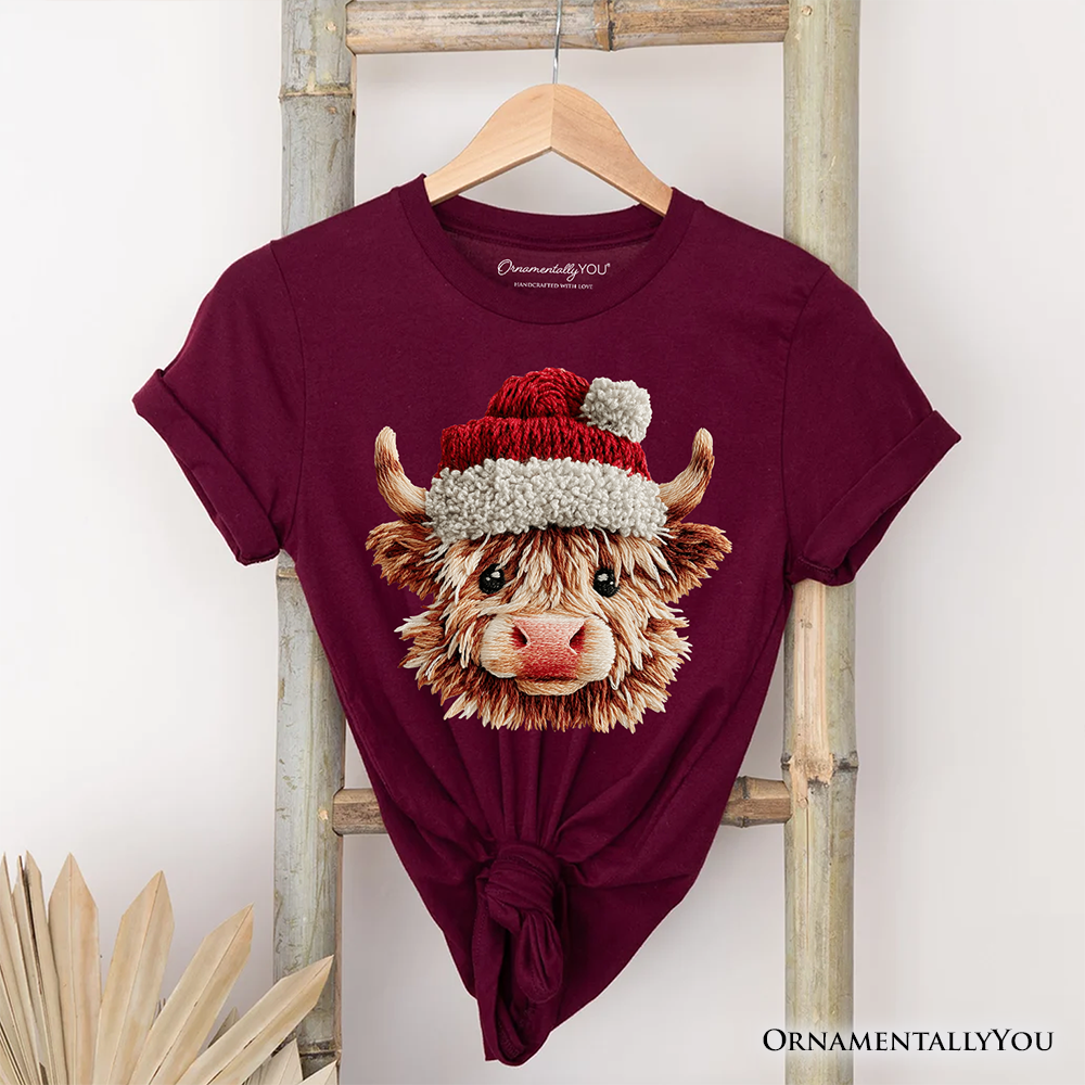 Highland Cow Santa Hat Christmas T-Shirt, Imitation Latch Hook Yarn Cozy Tee