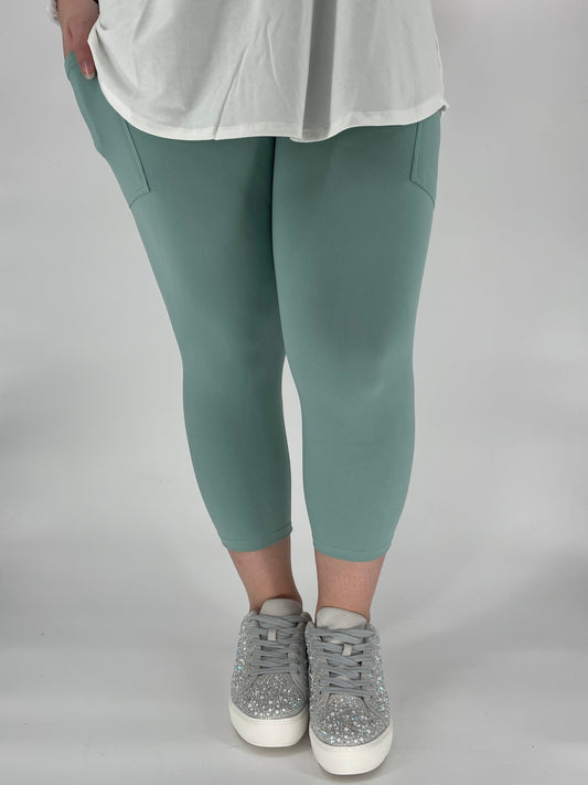 Spring Green Capri Leggings w/ Pockets