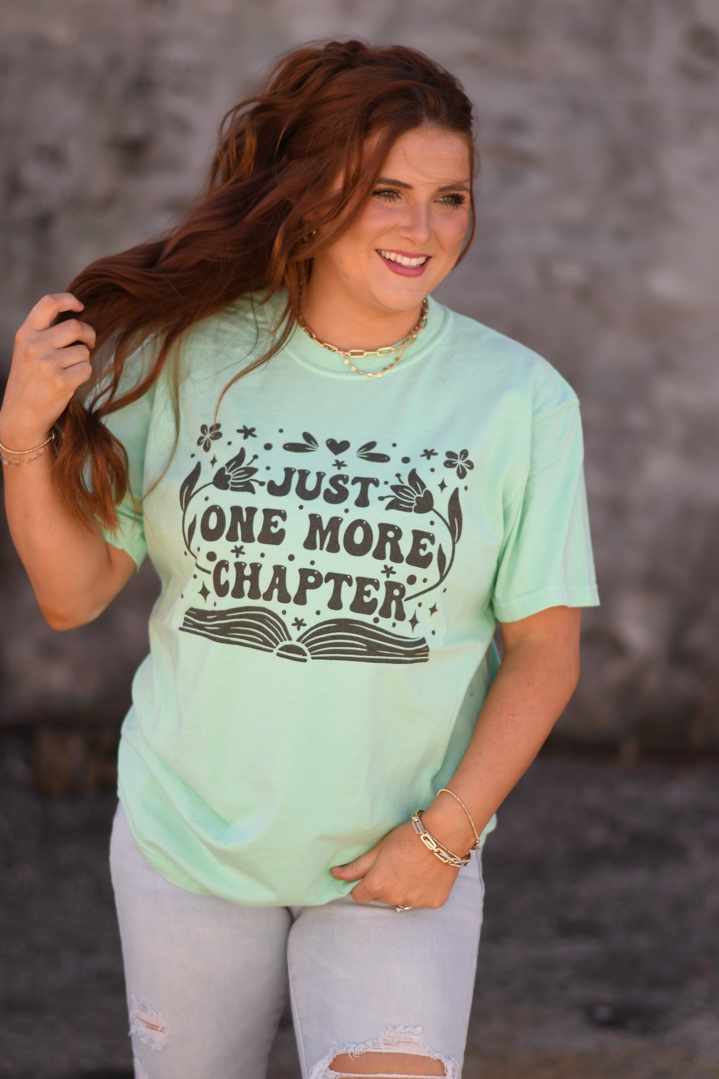 Just One More Chapter Book Graphic Tee