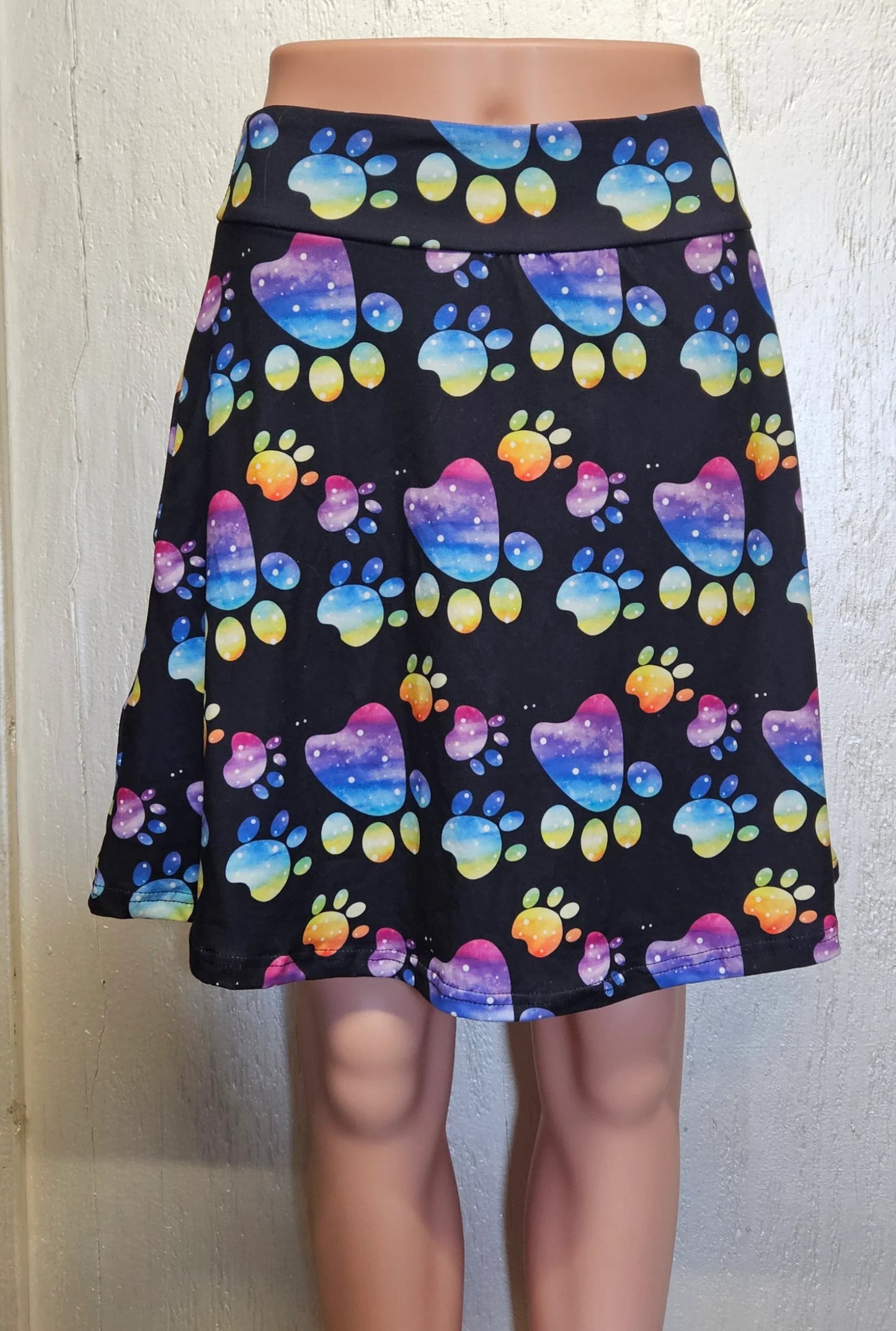 Happy Paws leggings, capris and shorts with pockets