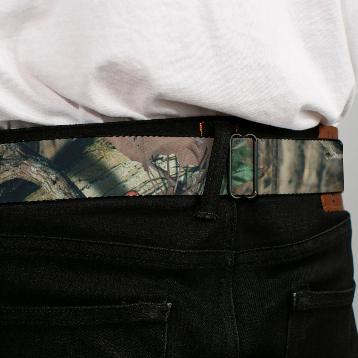 BD Crest Logo Brushed Seatbelt - Mossy Oak Break-Up Infinity Webbing
