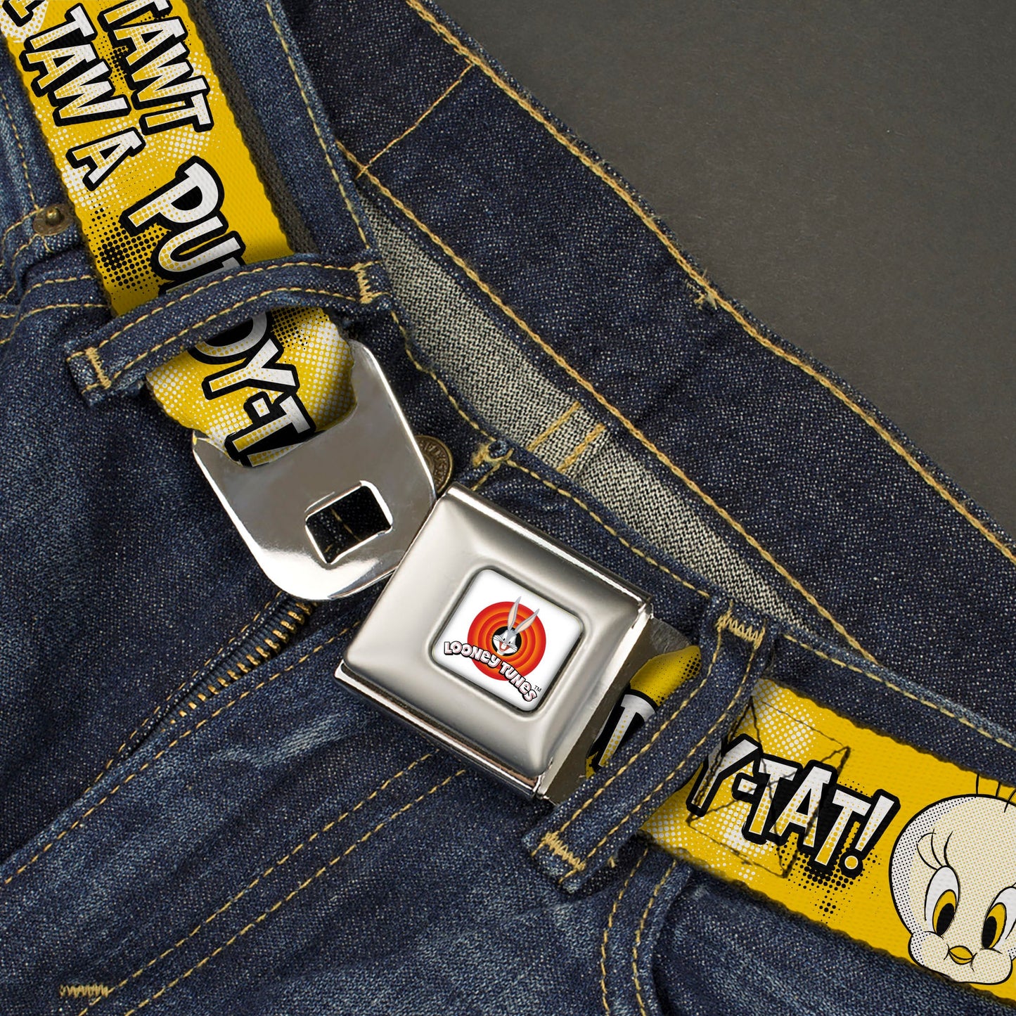 LOONEY TUNES Bullseye Title Logo Full Color White Seatbelt Belt - Looney Tunes Tweety I TAWT I TAW A PUDDY-TAT Expression Yellows Webbing