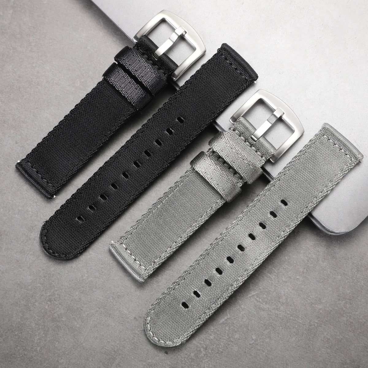 Samsung Galaxy Watch 7, 6, 5, 4 & FE Seatbelt Nylon Band