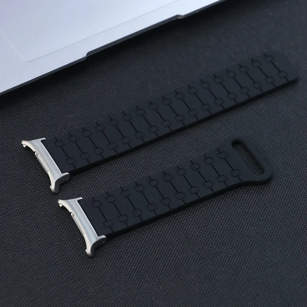 Samsung Galaxy Silicone Link Watch Band – Magnetic for Ultra/Ultra2/Watch8/Watch8 Classic/Watch9