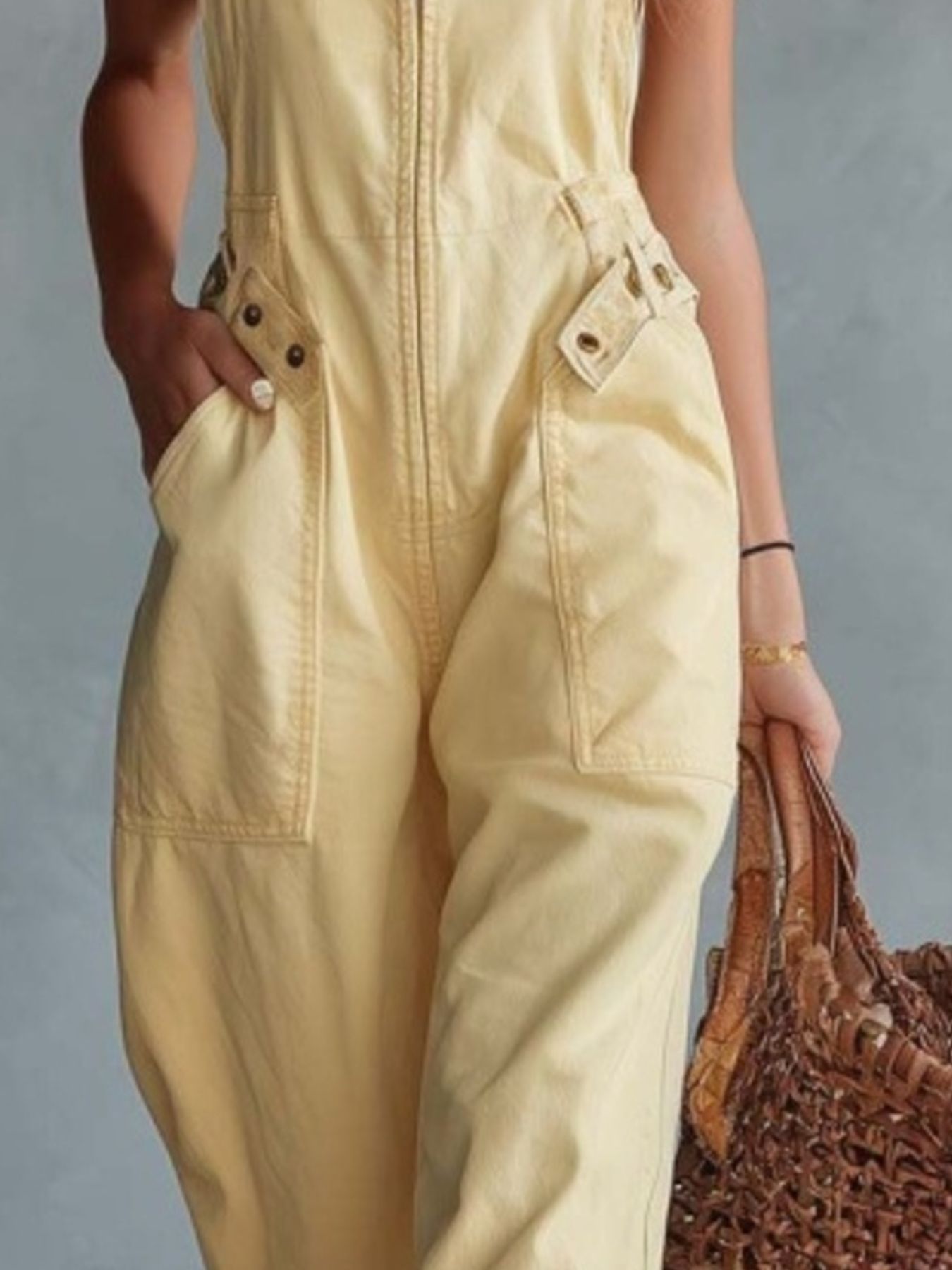 Casual Sleeveless Zip Front Jumpsuit with Pockets