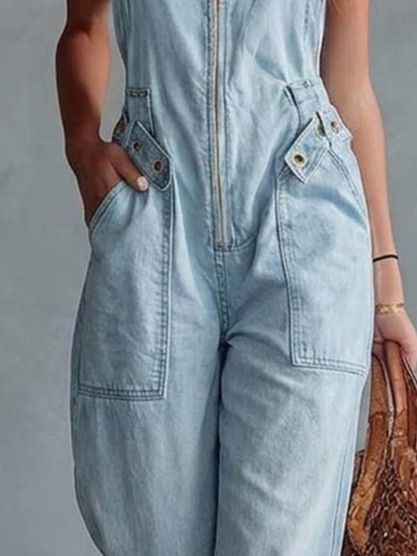Casual Sleeveless Zip Front Jumpsuit with Pockets