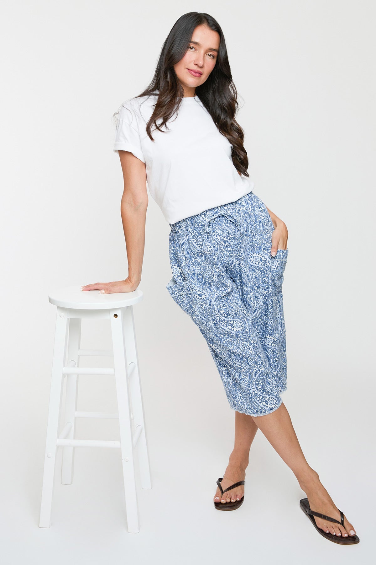 Women's Pull-On Skimmer W/ Side Panel & Wrap Pockets