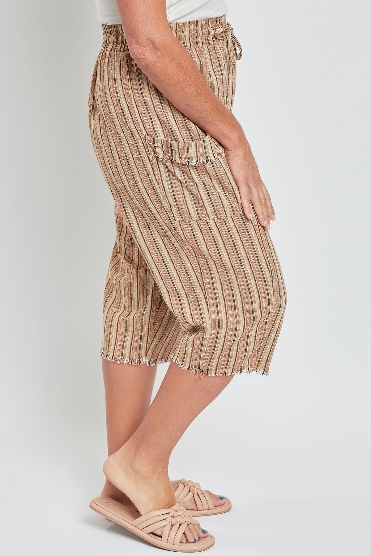 Women's Pull-On Skimmer W/ Side Panel & Wrap Pockets