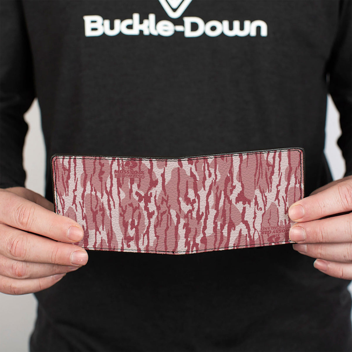 Bi-Fold Wallet - Mossy Oak Bottomland Camo Pinks