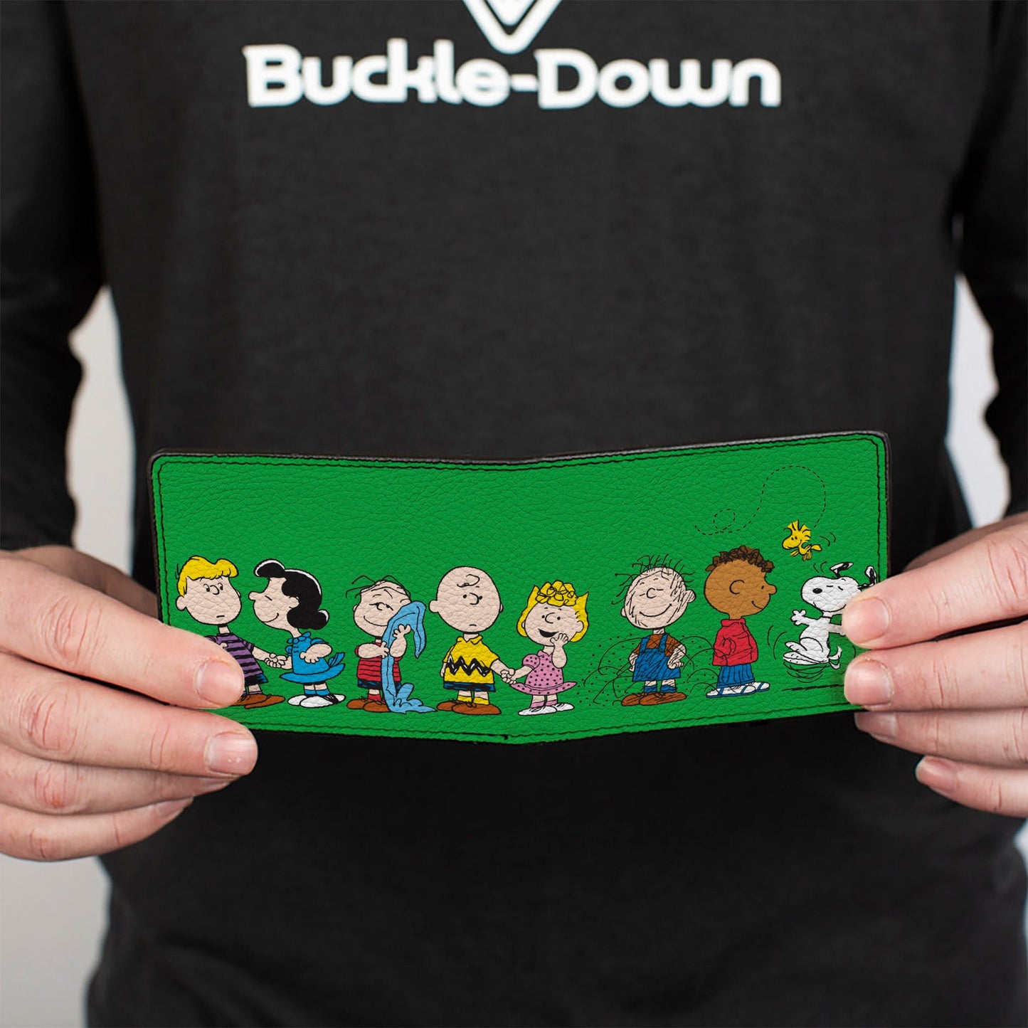 Bi-Fold Wallet - Peanuts Gang Group Pose Green