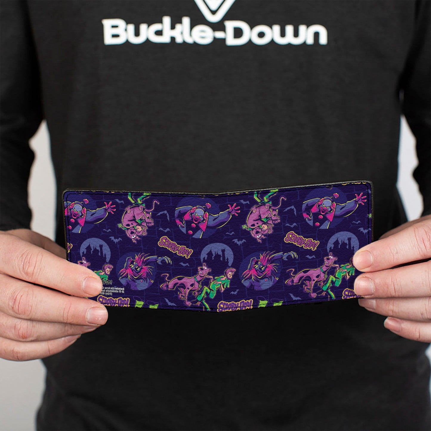 Bi-Fold Wallet - SCOOBY-DOO and Shaggy with Ghost Clown Poses Scattered Purples
