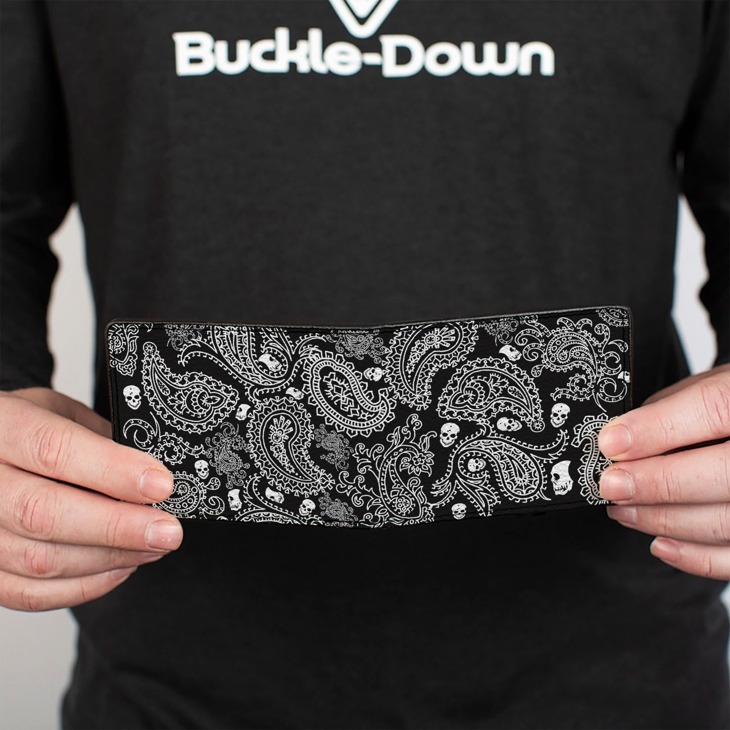 Bi-Fold Wallet - Bandana Skulls Black White