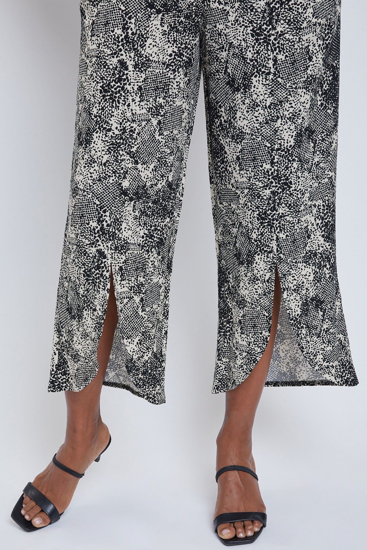 Women's Linen Lounge Pants with Front Slit