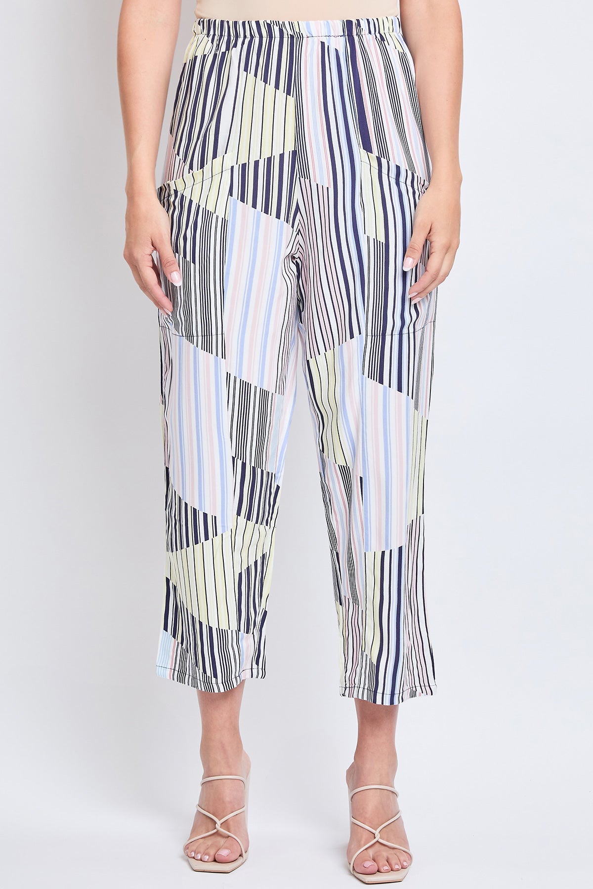 Women's Pull-On Relaxed High Rise Pant