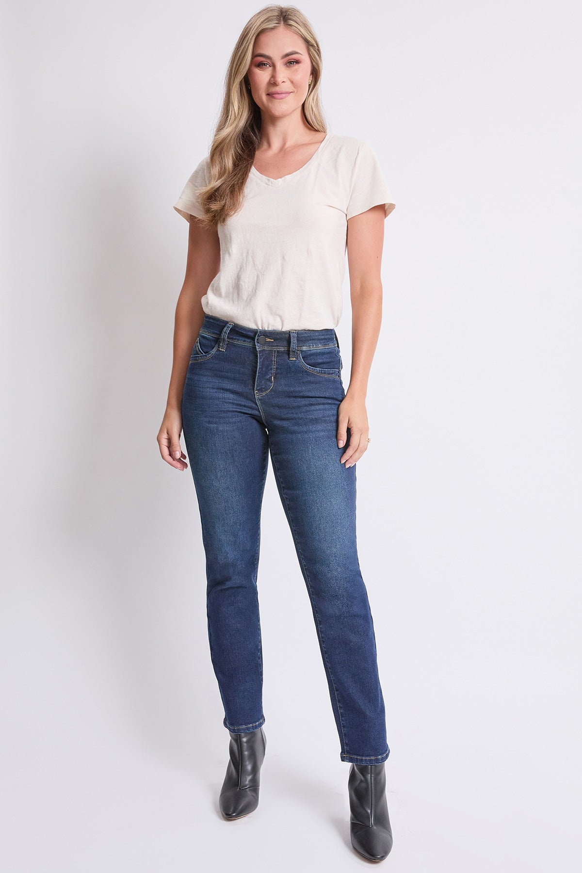 Women's High Rise Curve Confidence WannaBettaButt Straight  Jeans