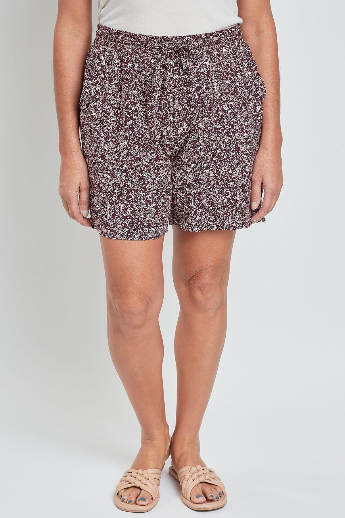 Women's Pull-On Shorts with Pockets