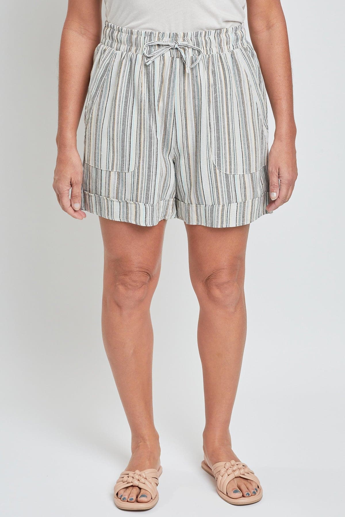 Women's High Rise Pull-On Cuffed Shorts