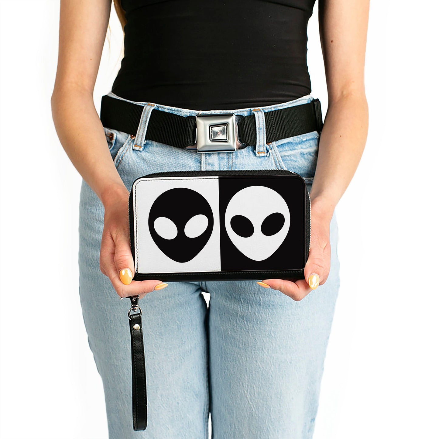Women's PU Zip Around Wallet Rectangle - Alien Head Blocks Black White