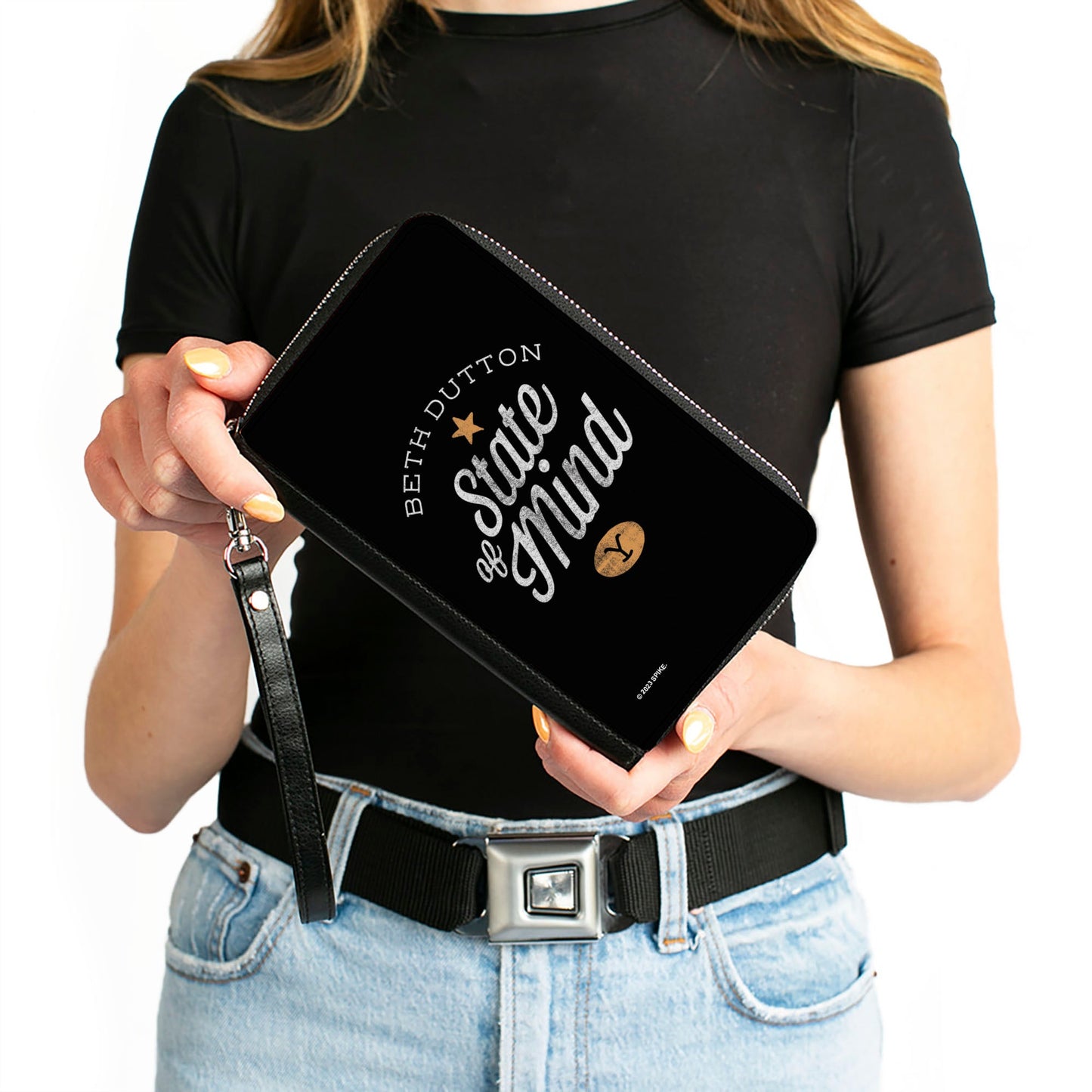 PU Zip Around Wallet Rectangle - Yellowstone BETH DUTTON STATE OF MIND Black/White/Tan
