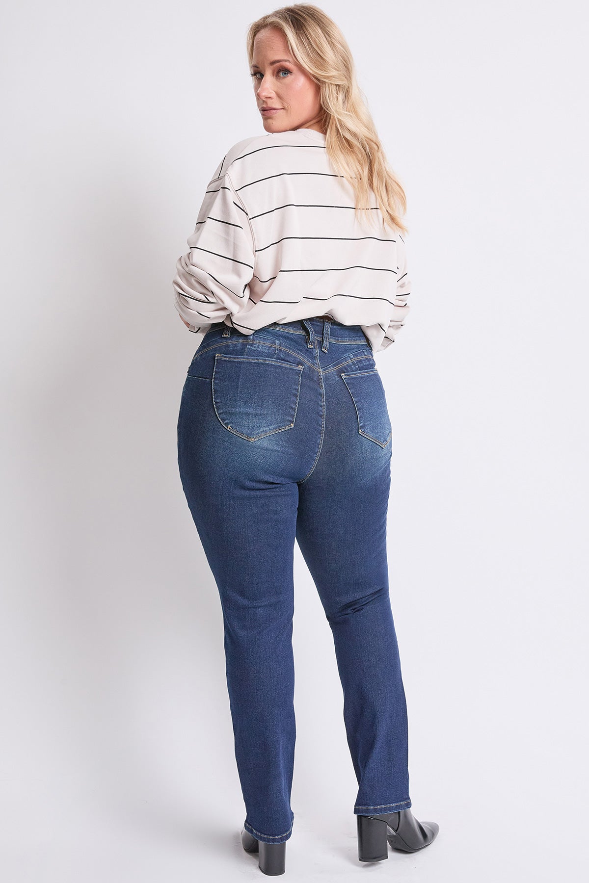 Women's Plus High Rise Curve Confidence WannaBettaButt Straight