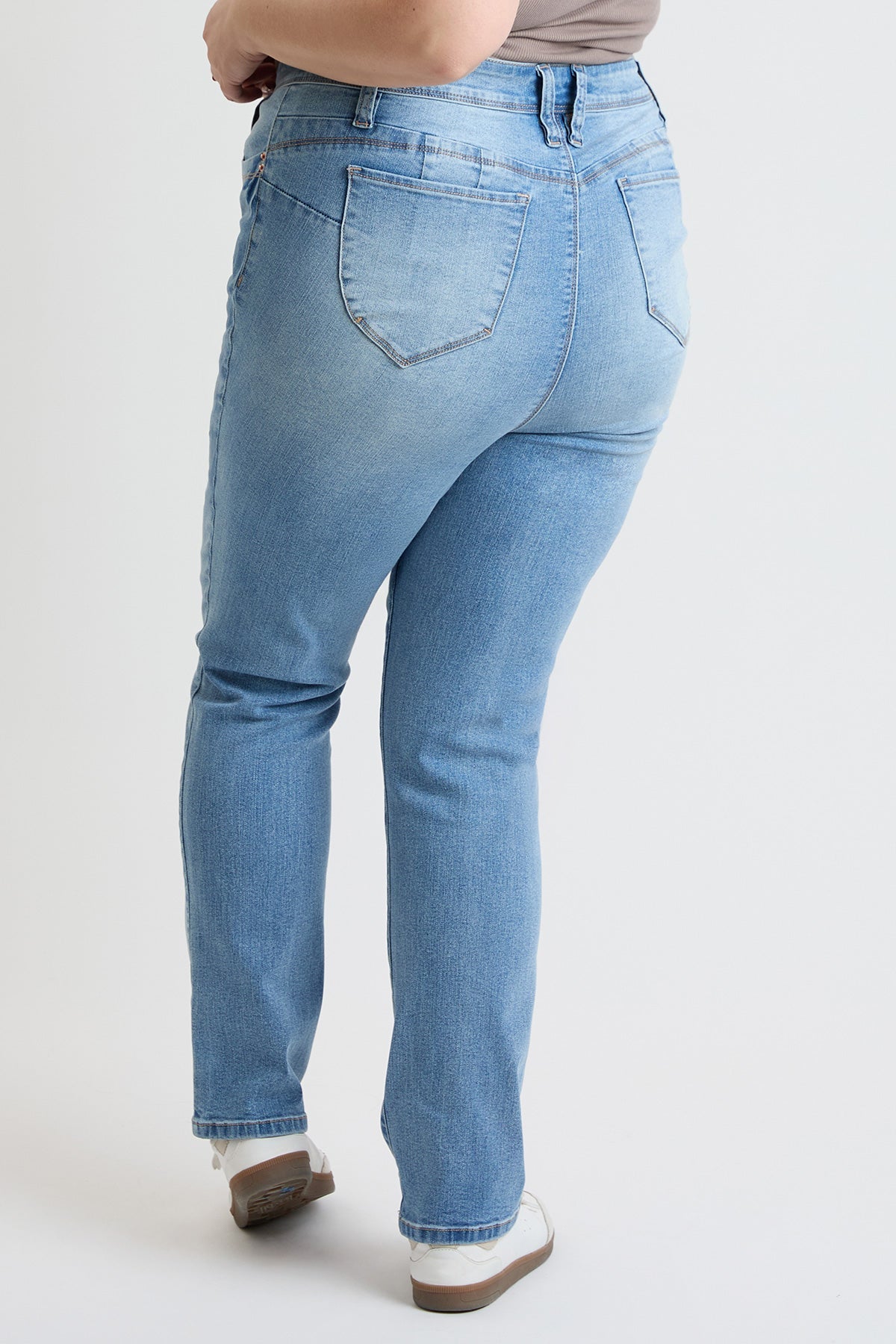 Women's Plus High Rise Curve Confidence WannaBettaButt Straight  Jeans