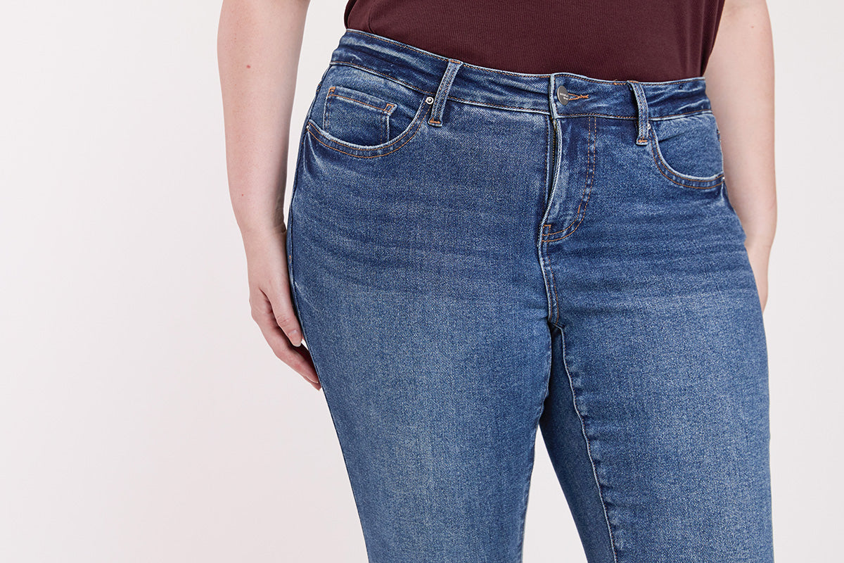 Women's Plus Premium Stretch Bootcut Jeans