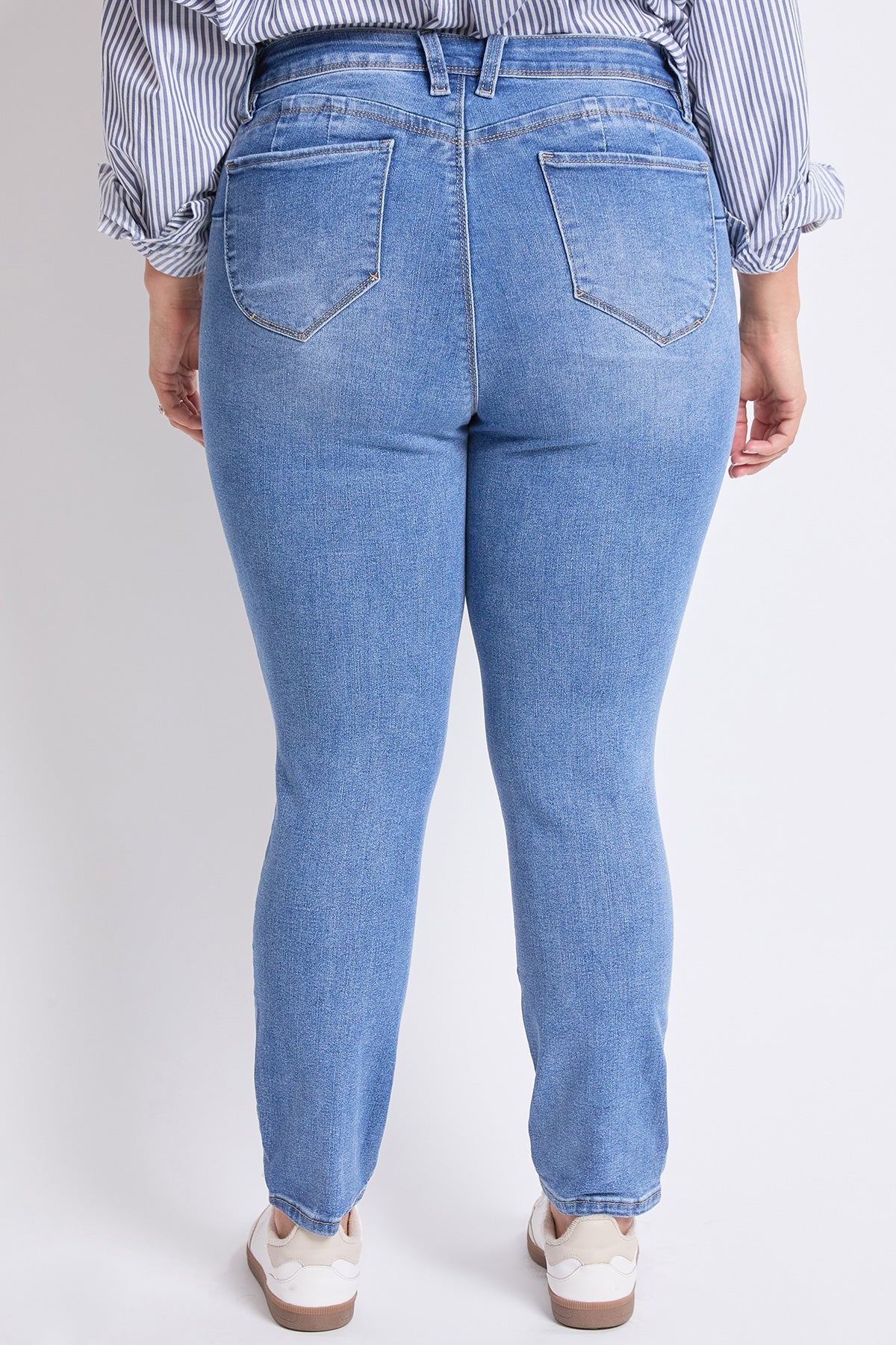 Women's Plus High Rise Curve Confidence WannaBettaButt Skinny Jeans