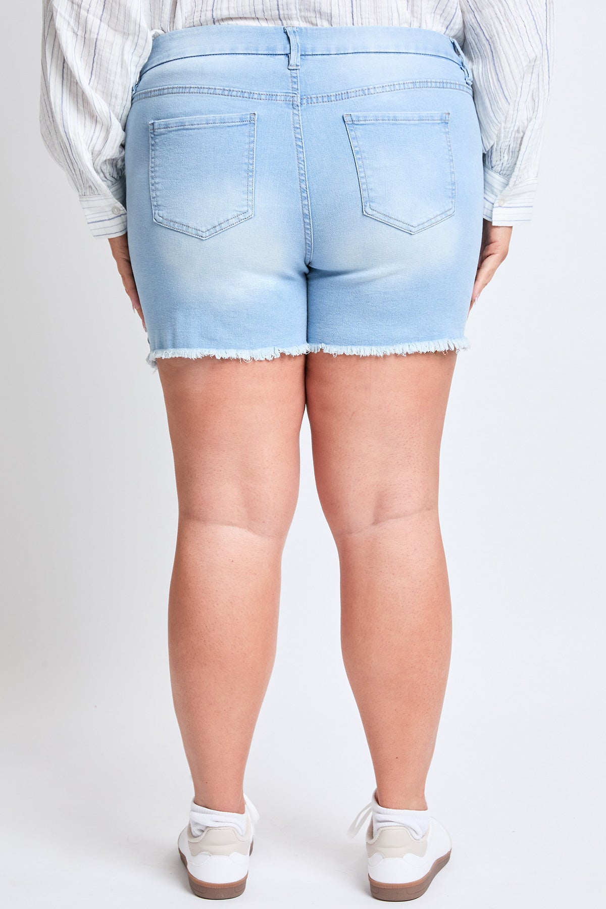 Women's Plus Curvy High-Rise Frayed Hem Shorts