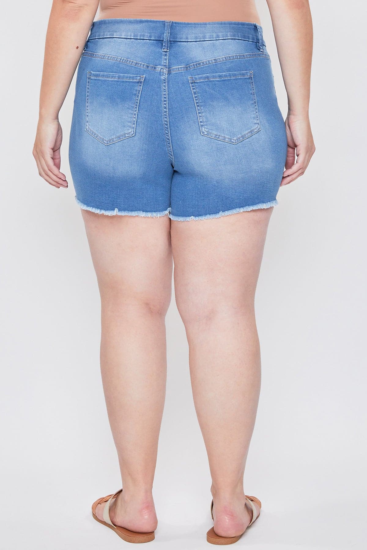 Women's Plus Curvy High-Rise Frayed Hem Shorts
