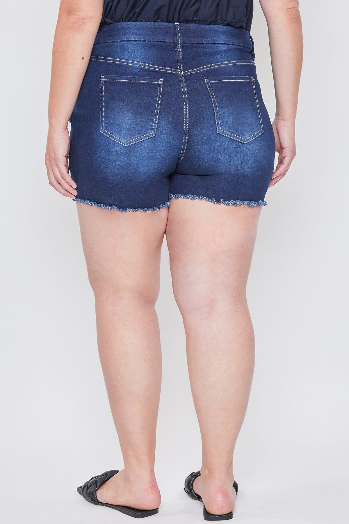 Women's Plus Curvy High-Rise Frayed Hem Shorts