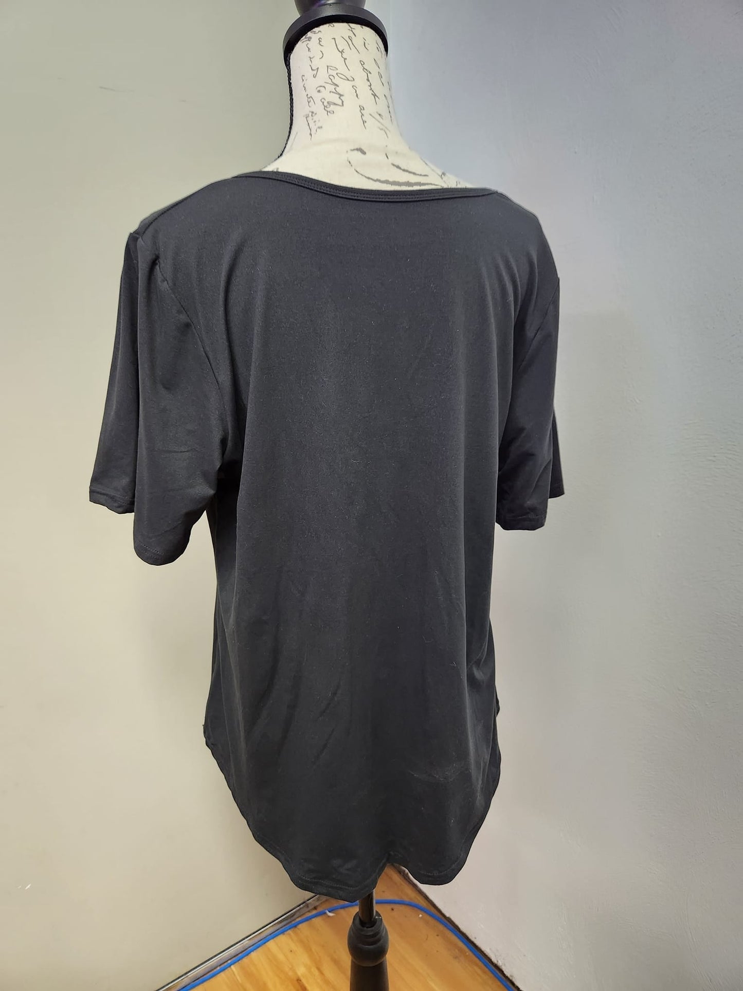 SOLID BLACK -PATTERN PANEL OUTFIT RUN-SOFT CLOSE 7/10 HARD CLOSE 7/12