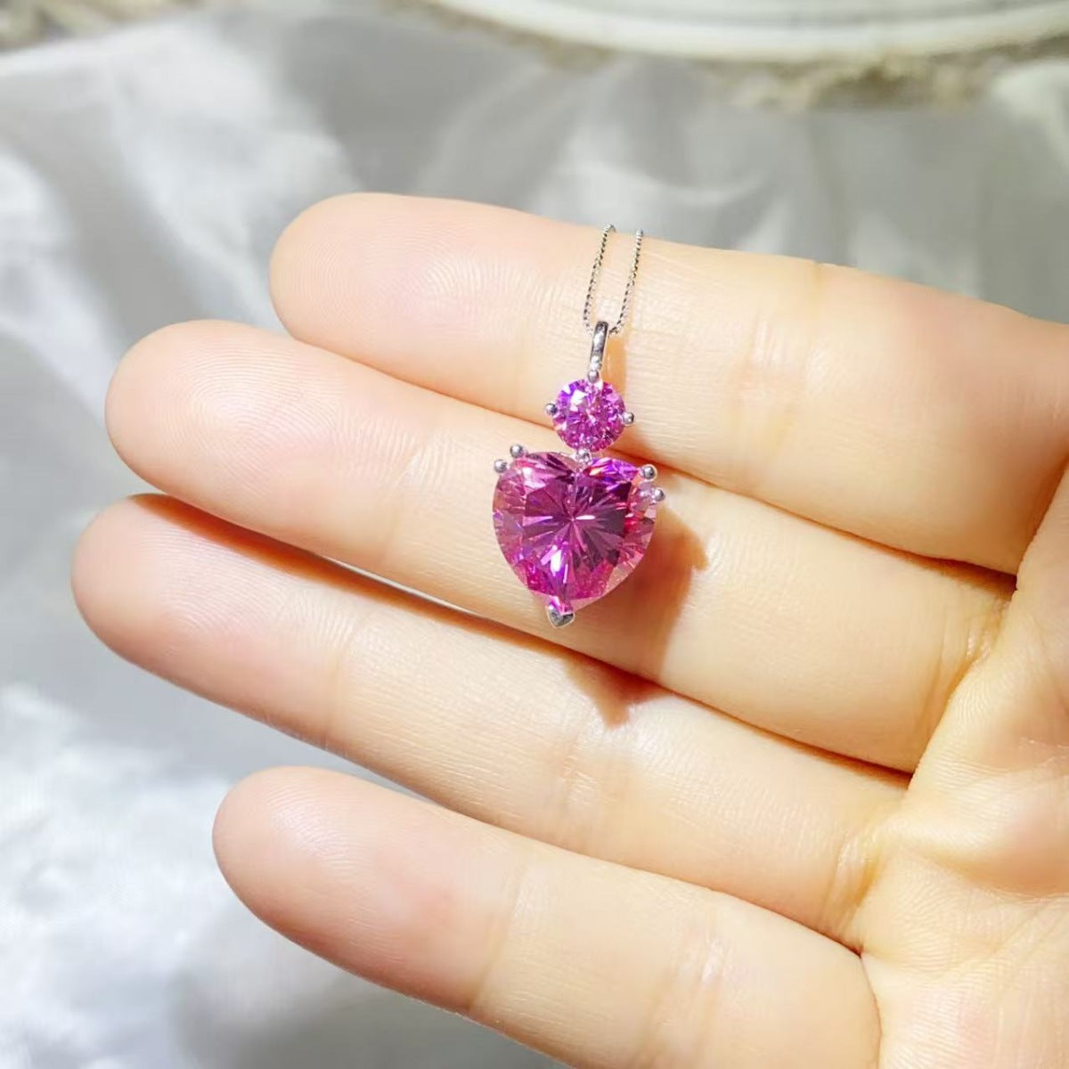 affc830b-726e-40b0-acd3-ba7b371a10e8-Max