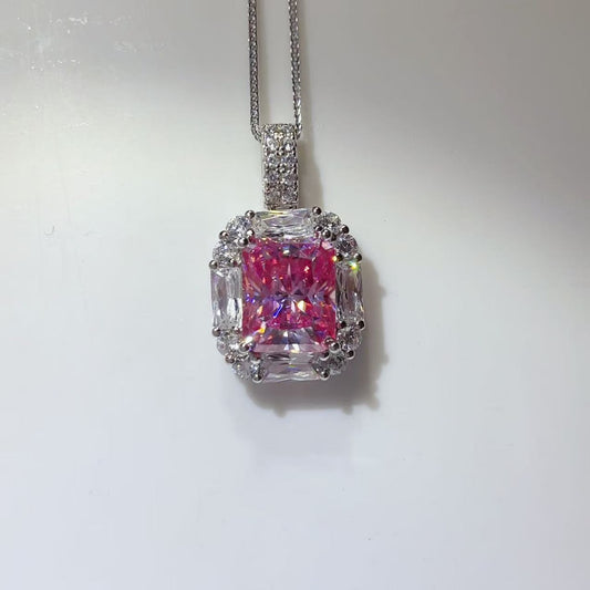 c1f87479-c405-40d9-aad7-2e94f2afff15-Max