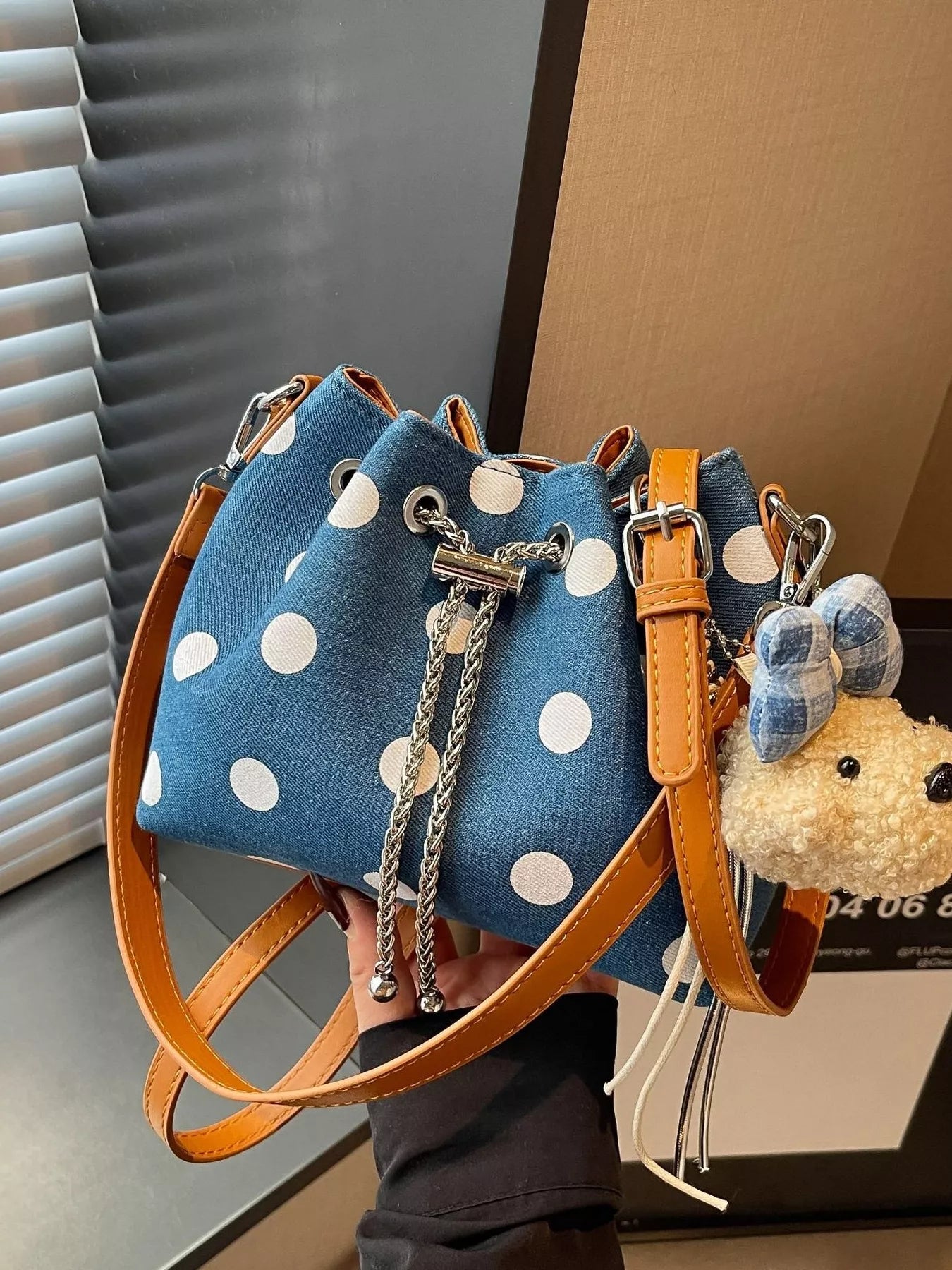 dc23bf3a16a5414c9819f4d2bbb6b44d-Max-Origin