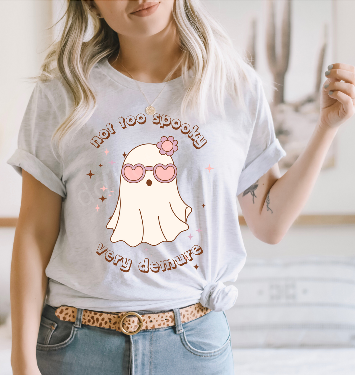 DEMURE 2 TEE