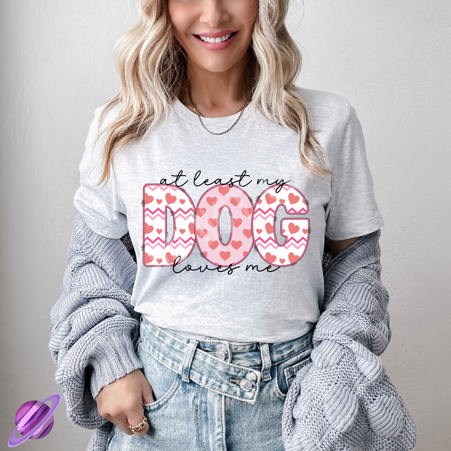 DOG LOVES ME TEE