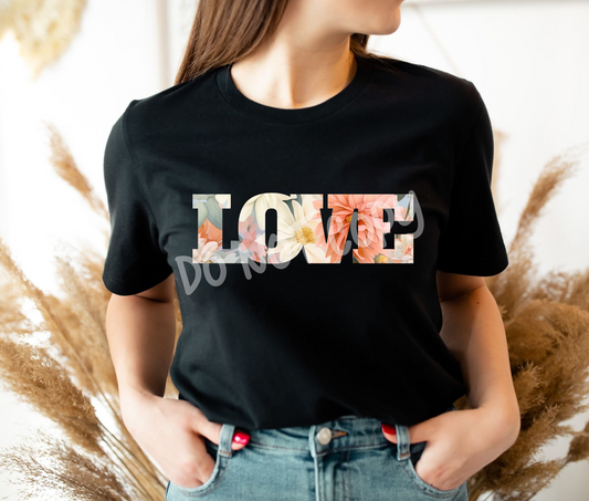 LOVE PEACH FLORAL TEE