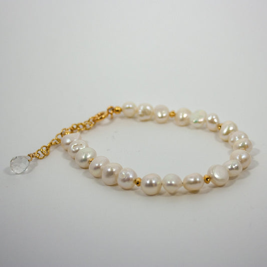 Freshwater Pearl Gold Bracelet Adjustable 7 Inch Delicate