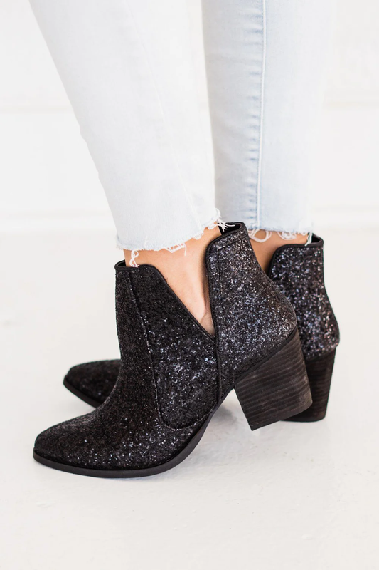 Not Rated - Fiera Glitter Booties in Black