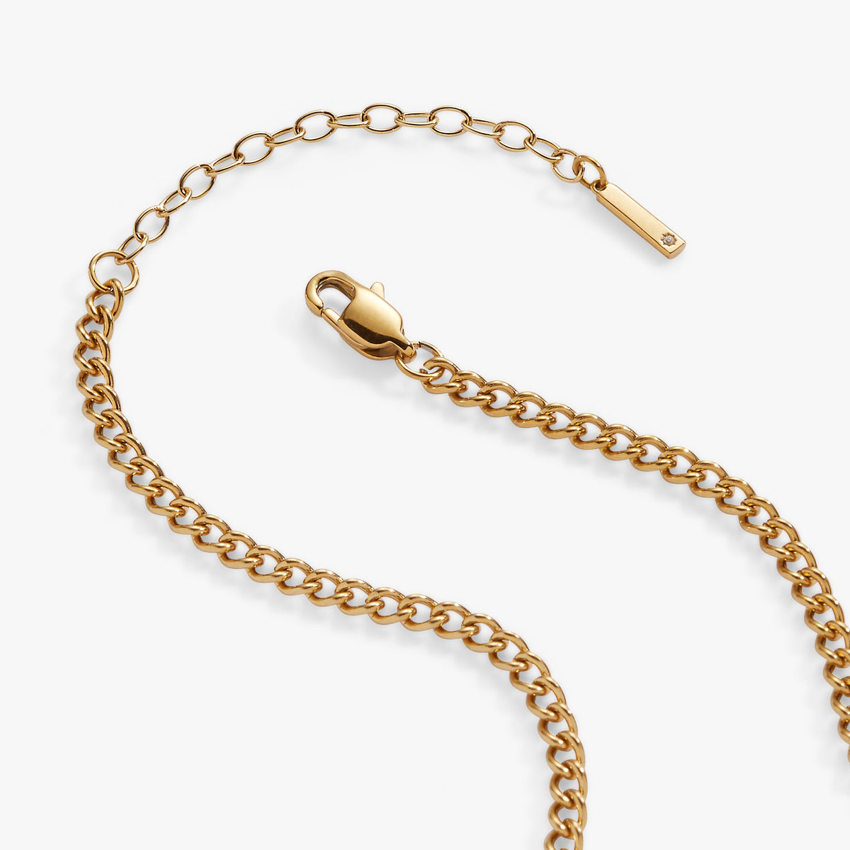 Mama Curb Chain Necklace