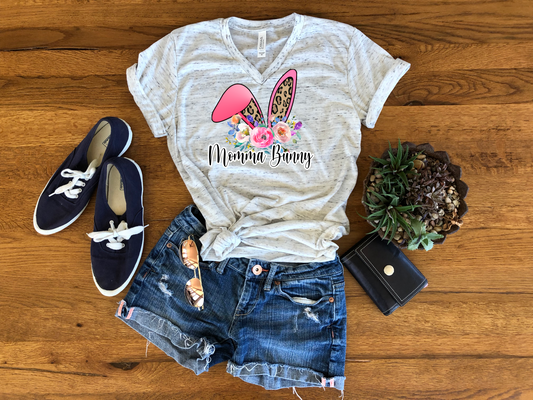 MOMMA BUNNY GRAPHIC TEE