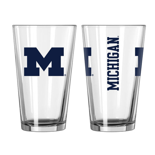 Michigan Wolverines 16 Oz. Gameday Pint Glasses Set