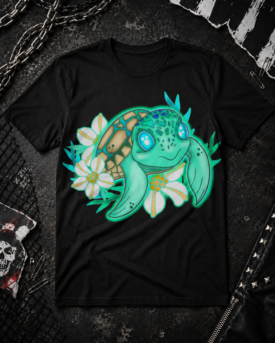 KEEP IT WEIRD-FLORAL TURTLE TEE