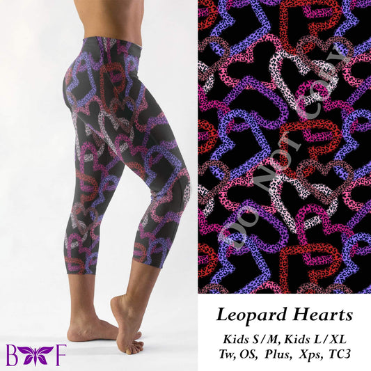 Leopard Heart capris with pockets.