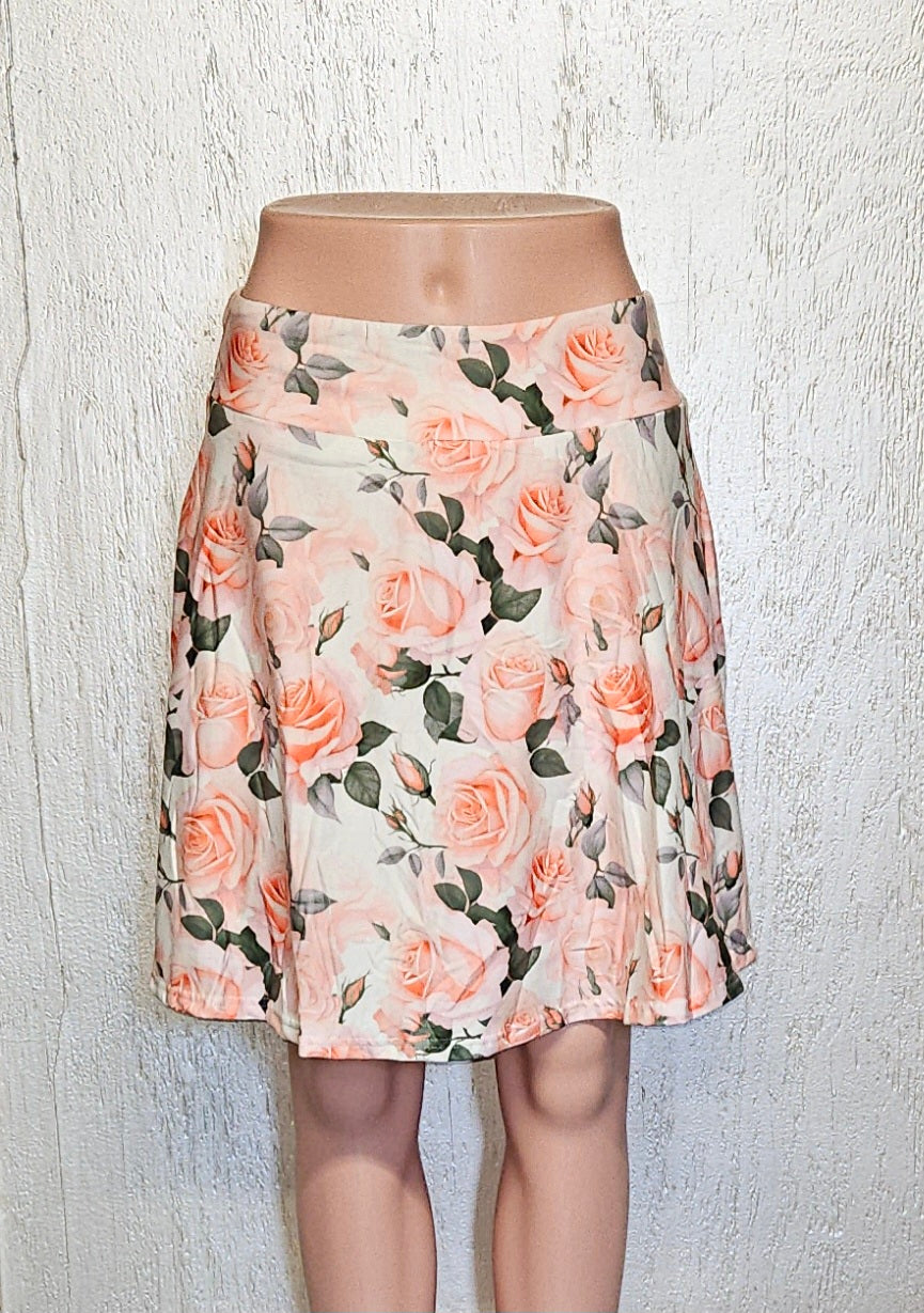 Cream Roses capris and skorts with pockets