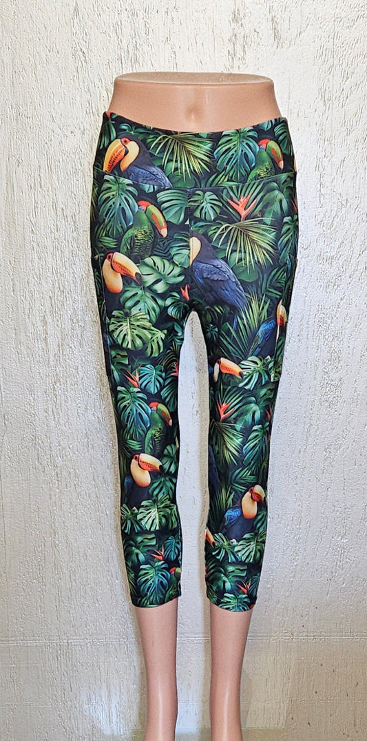 Tropical Blue Toucans capris with pockets