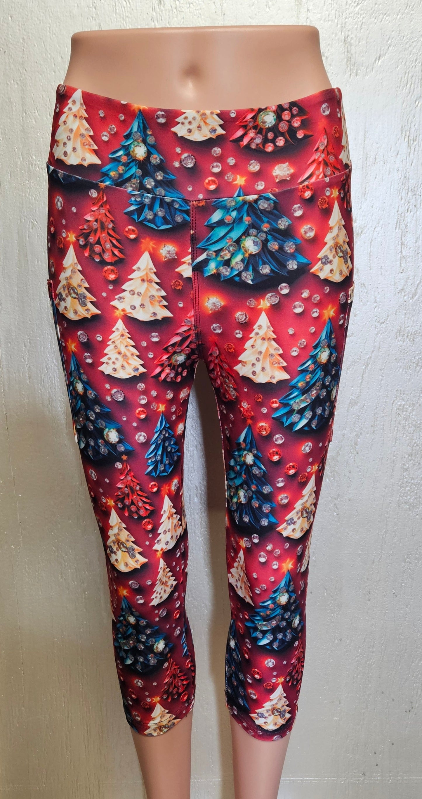 3D Jeweled Trees skorts and capris with pockets